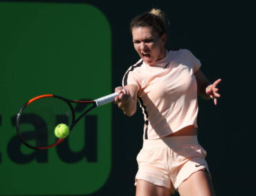 A Change of Attire for Simona Halep